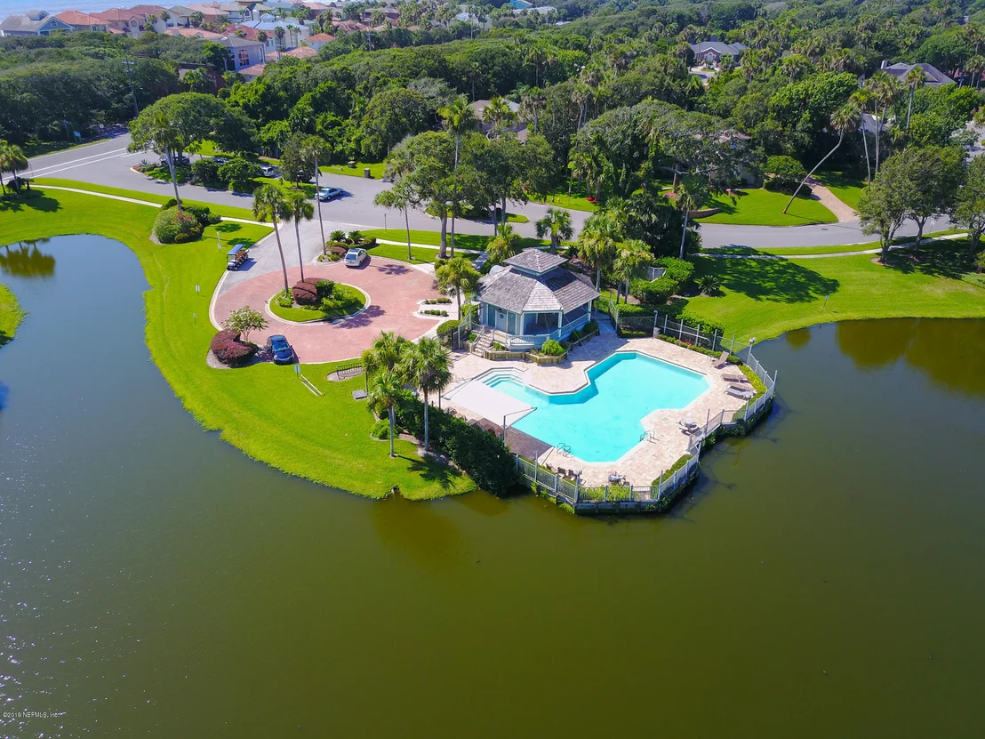 Photo of 235 OCEANFOREST Drive N