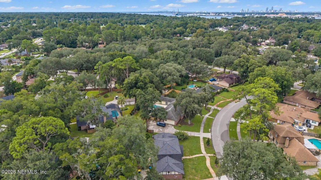 Photo of 4463 RIVER TRAIL Road