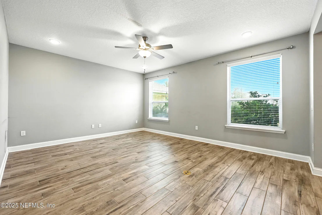 Photo of 474 CONVEX Lane