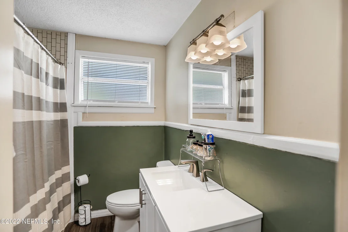 Photo of 2448 DAVIS Road