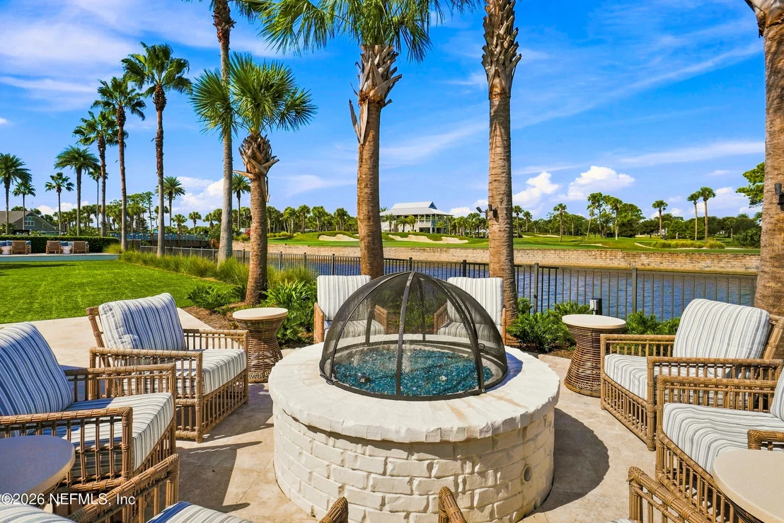 Photo of 1329 ESTRELA Lane