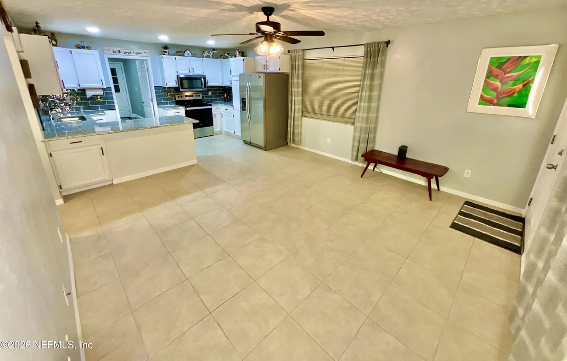 Photo of 468 SE 28TH Way