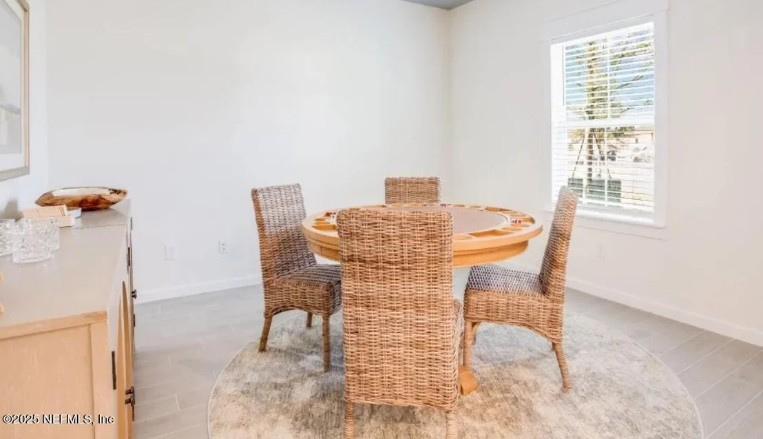 Photo of 220 SMOKERISE Drive