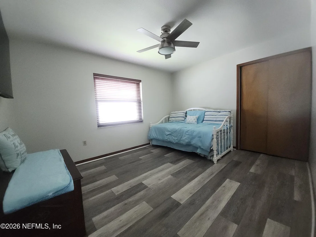 Photo of 4 CHIPPEWAY Court