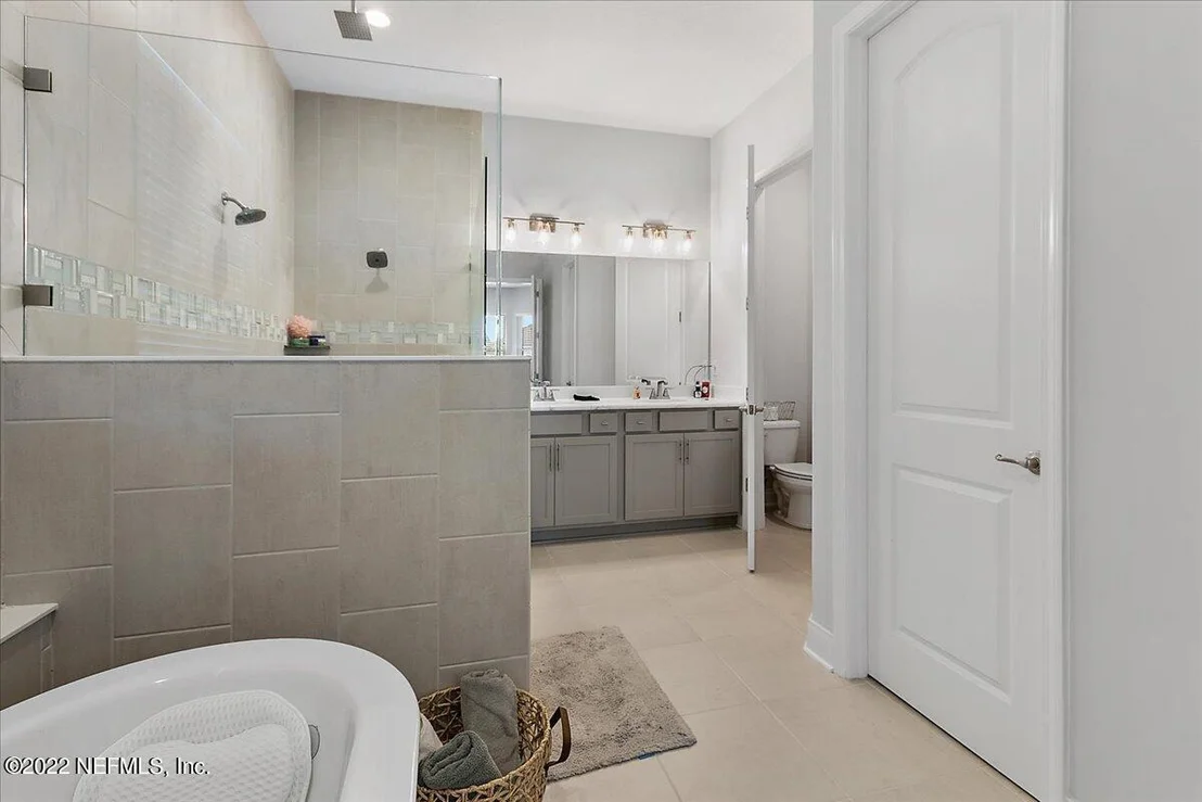 Photo of 476 SILVERLEAF VILLAGE Drive