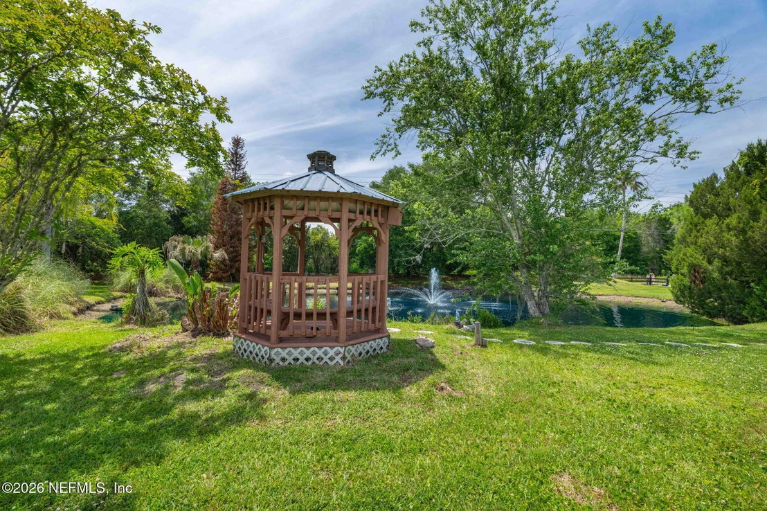 Photo of 8200 MORRISON Road