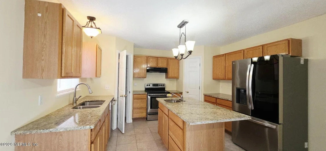 Photo of 8733 HUMBERSIDE Lane