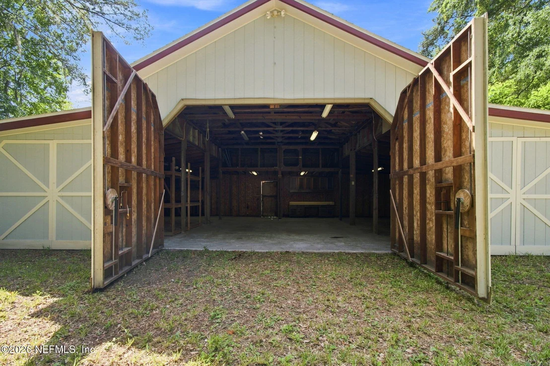 Photo of 1478 GATELY Road