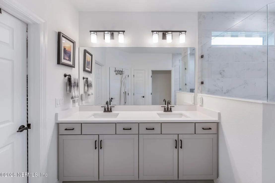 Photo of 212 ETHEREAL Square