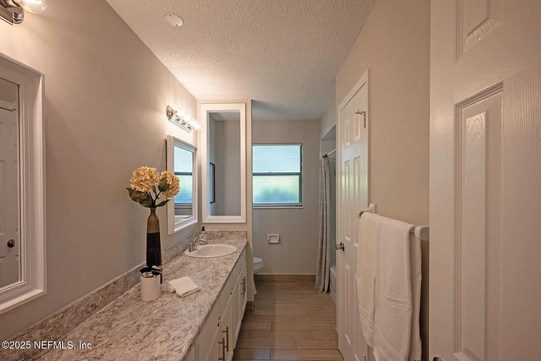 Photo of 2576 BOTTOMRIDGE Drive