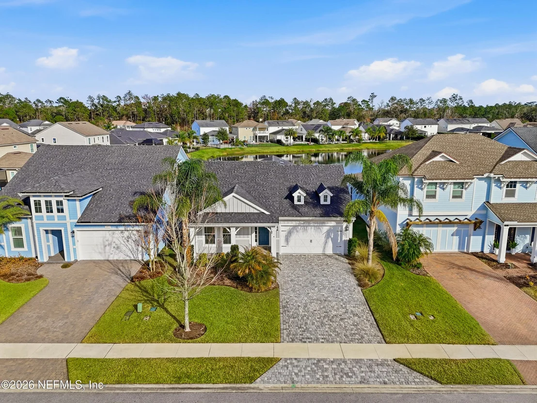 Photo of 307 PARKBLUFF Circle