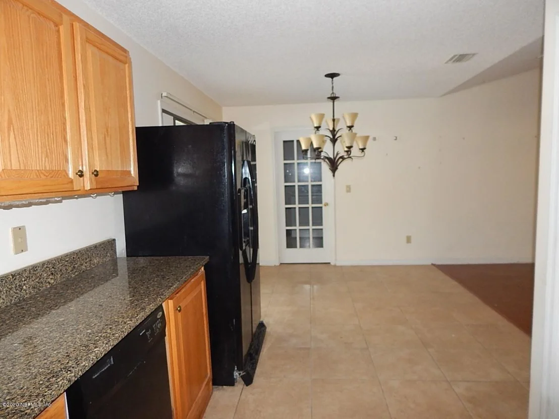 Photo of 6106 W 3RD Manor
