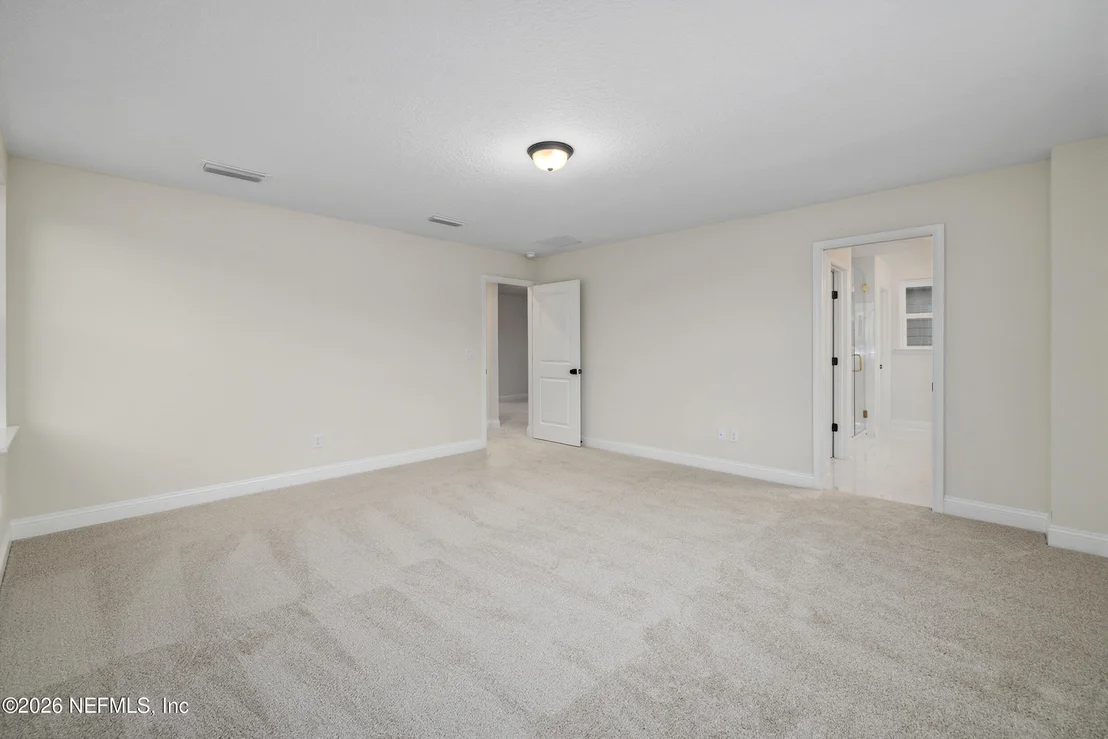 Photo of 319 SUTTON Drive