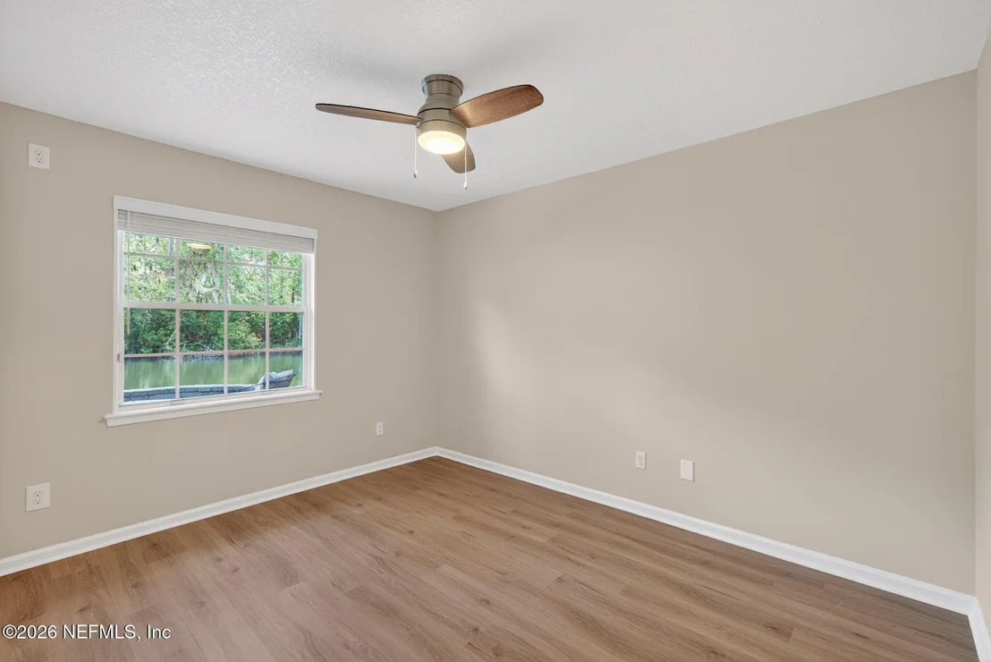 Photo of 572 COZYBROOK Lane