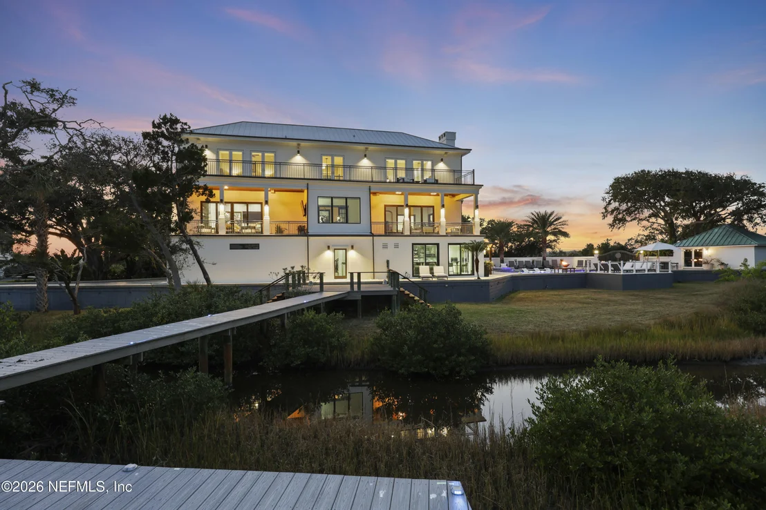 Photo of 3418 LANDS END Drive