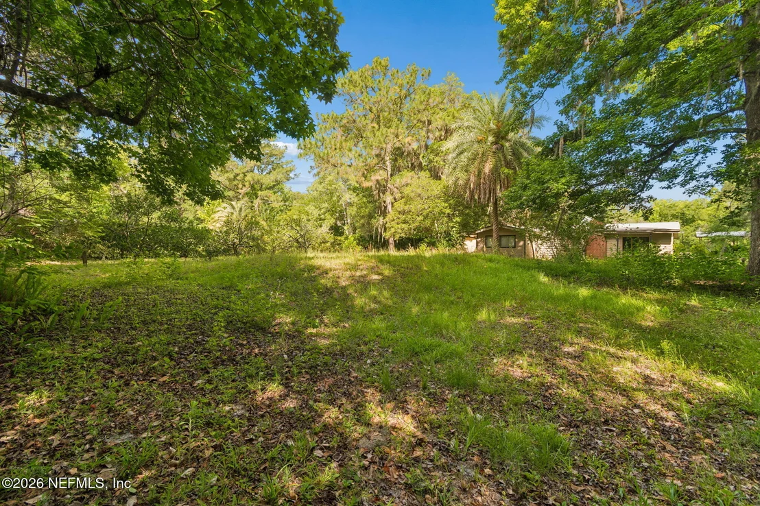 Photo of 1901 STATE ROAD 13 N