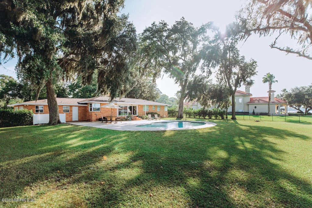 Photo of 348 BROWARD Road