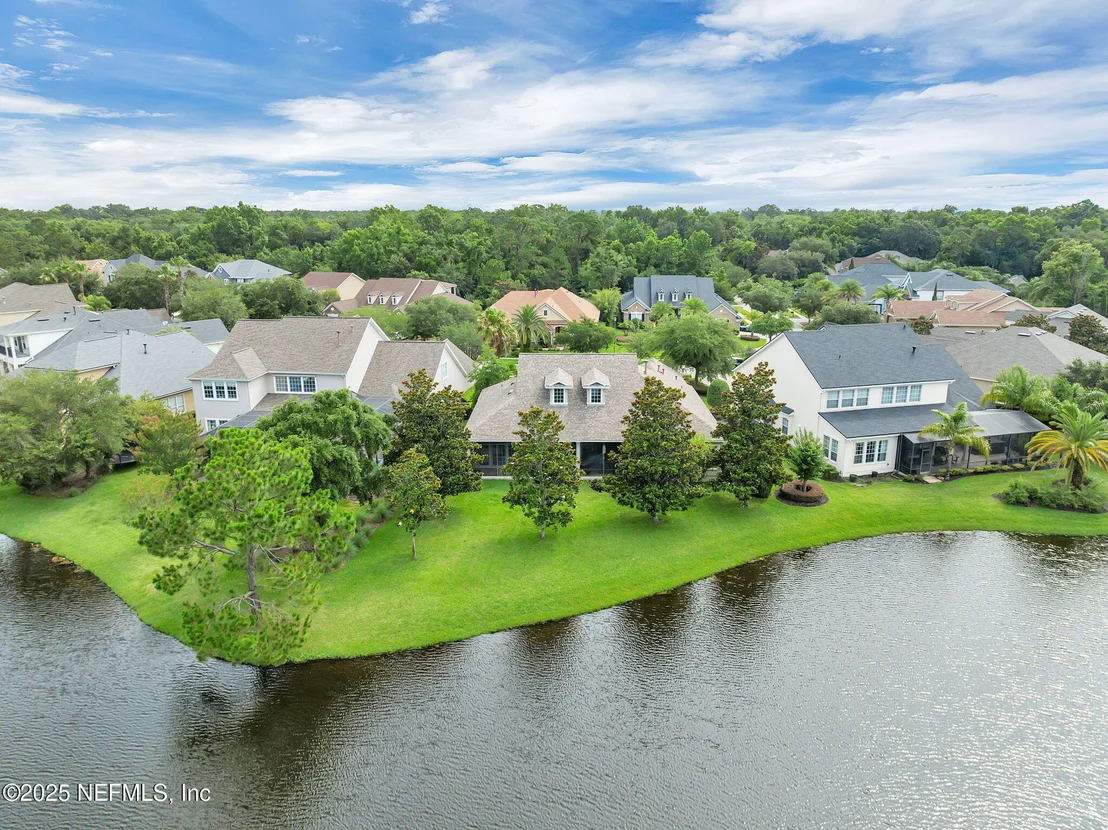 Photo of 159 LA MESA Drive
