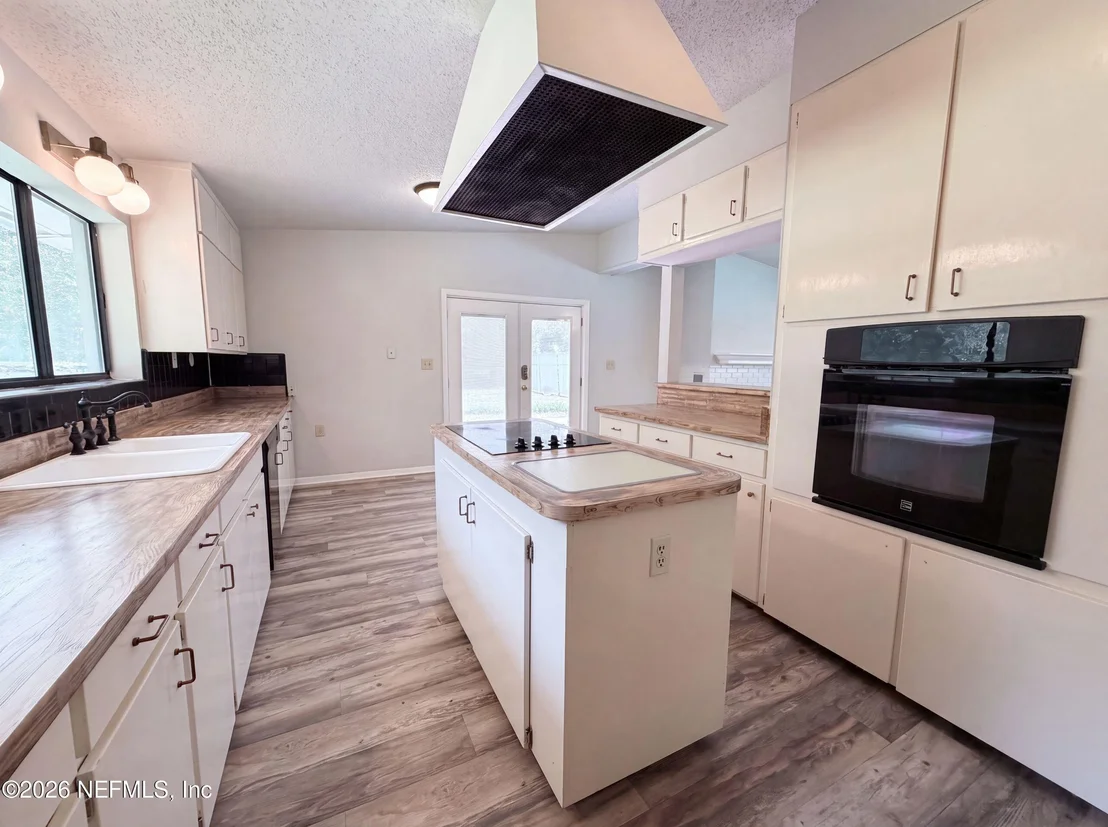 Photo of 1605 RAIFORD Road