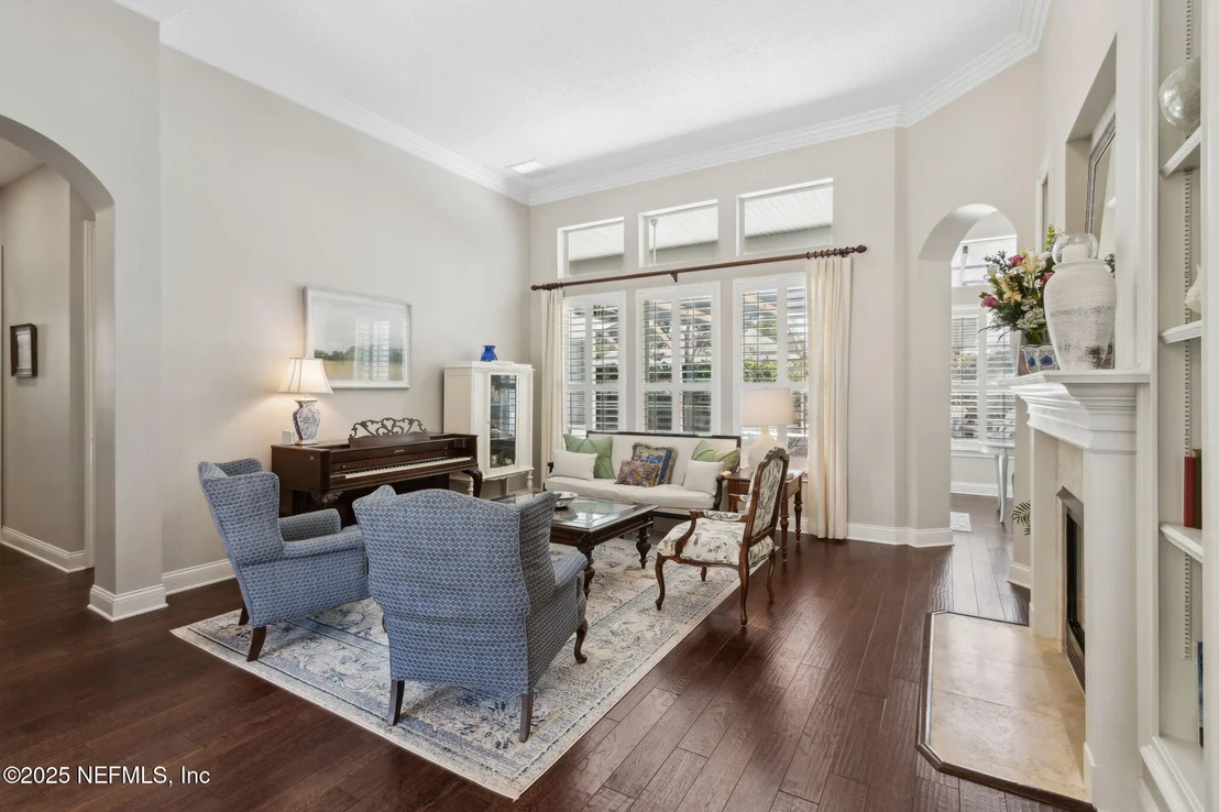 Photo of 724 PINEY Place