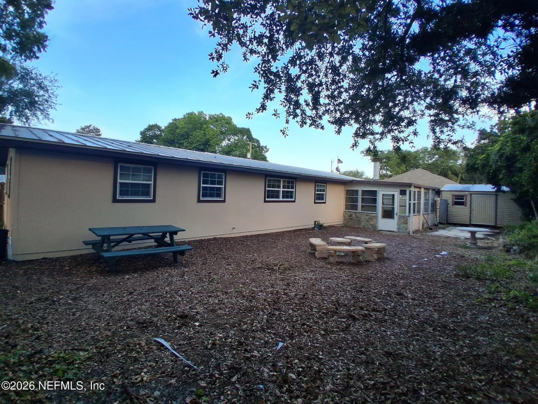 Photo of 320 LOBELIA Road