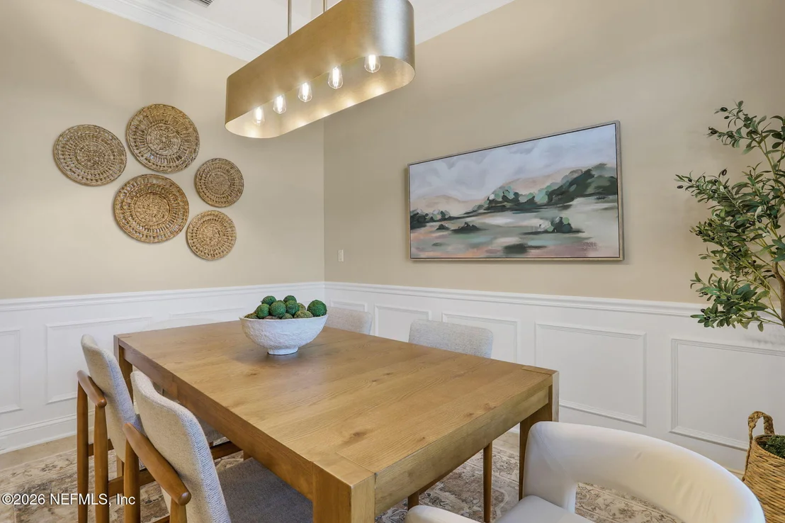 Photo of 537 BELEN Lane
