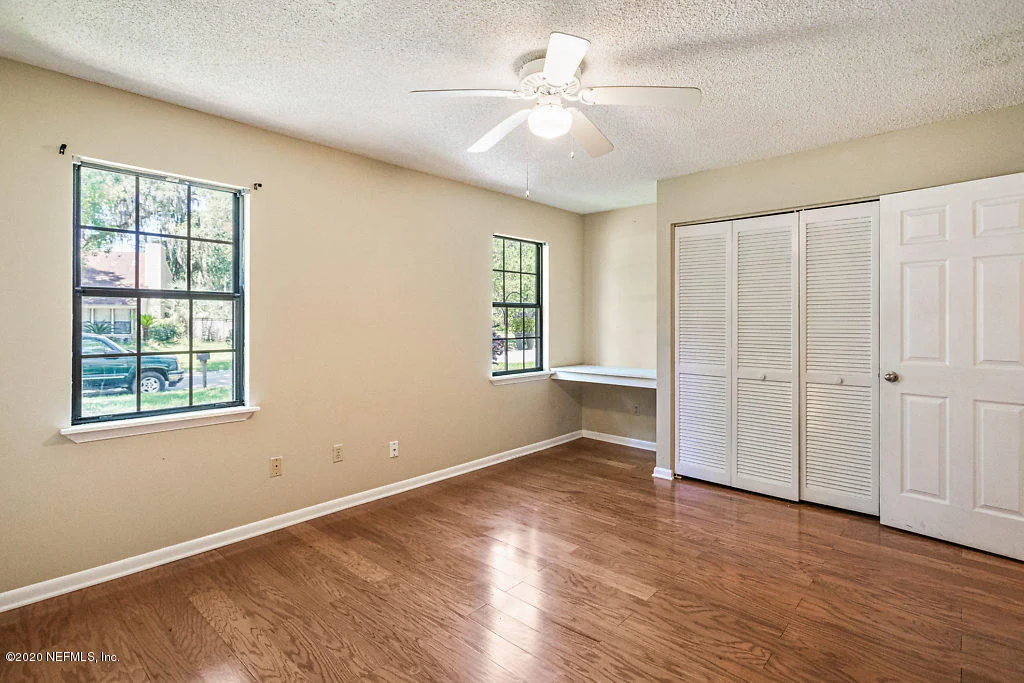 Photo of 4866 TRUMBULL Place