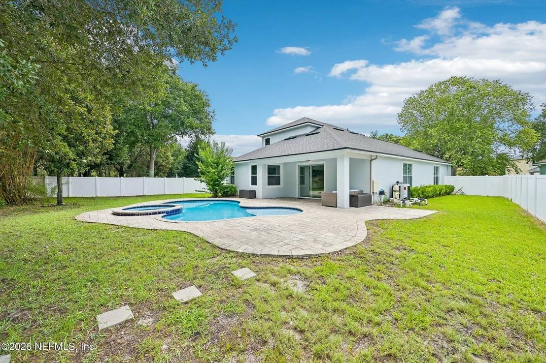 Photo of 131 CORNWALL Drive