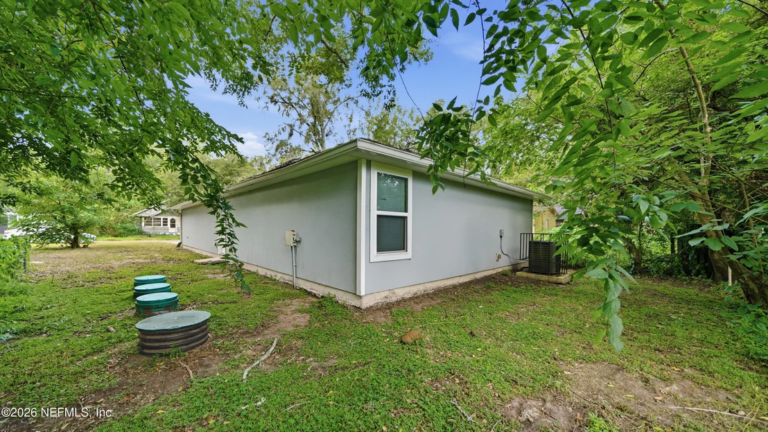 Photo of 2355 JAYSON Avenue