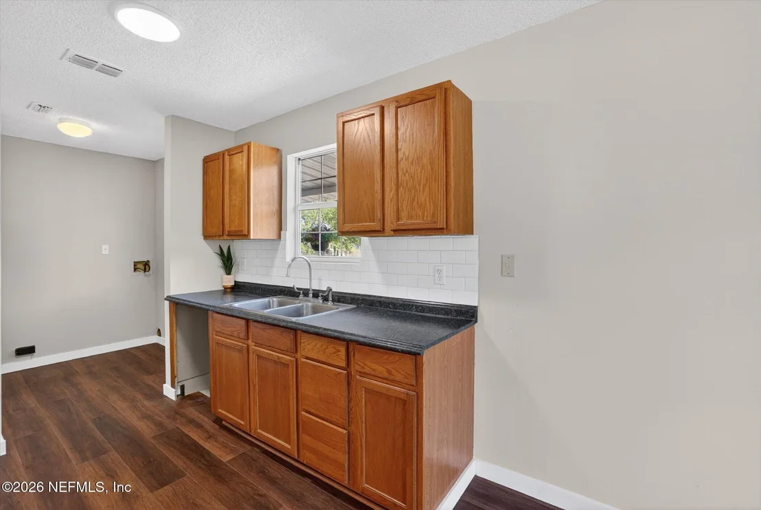 Photo of 241791 COUNTY ROAD 121