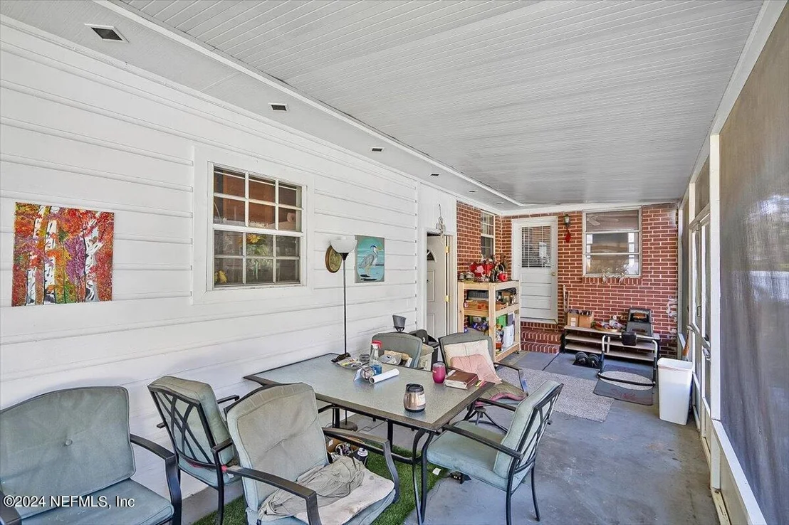 Photo of 3866 MAIN Street