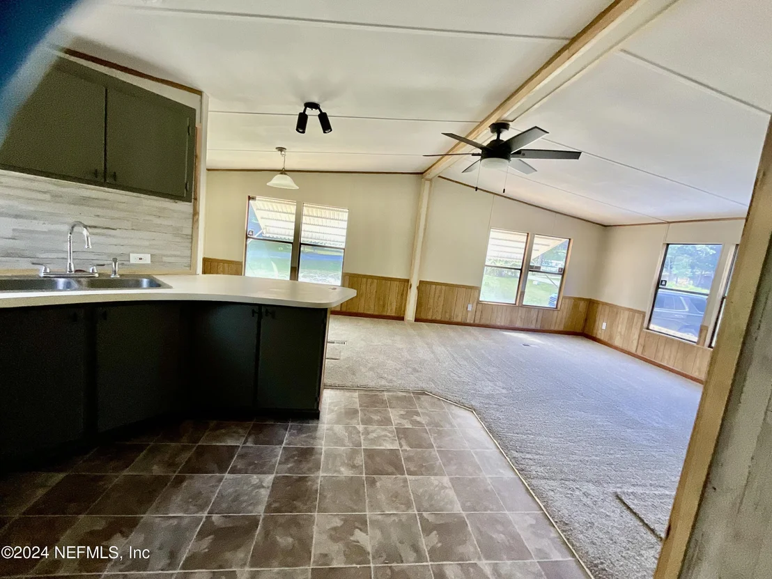 Photo of 120 REAVES Avenue