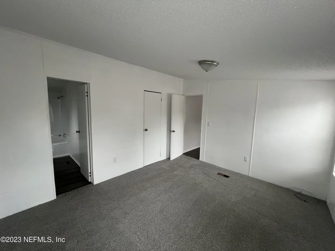 Photo of 9015 CIRCLE G Lane