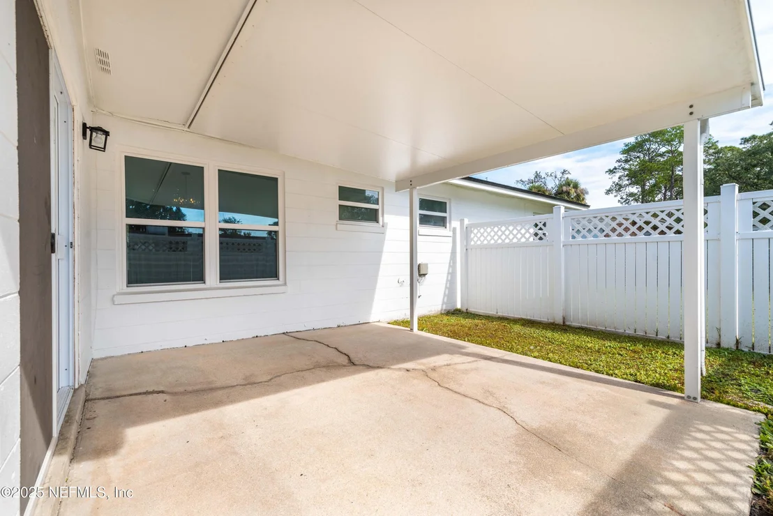 Photo of 5676 FLAGSTAFF Road