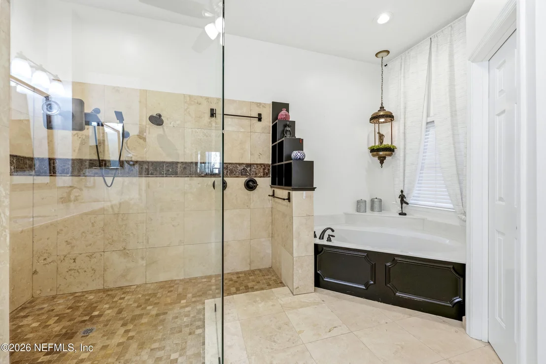 Photo of 185 BARTRAM PARKE Drive