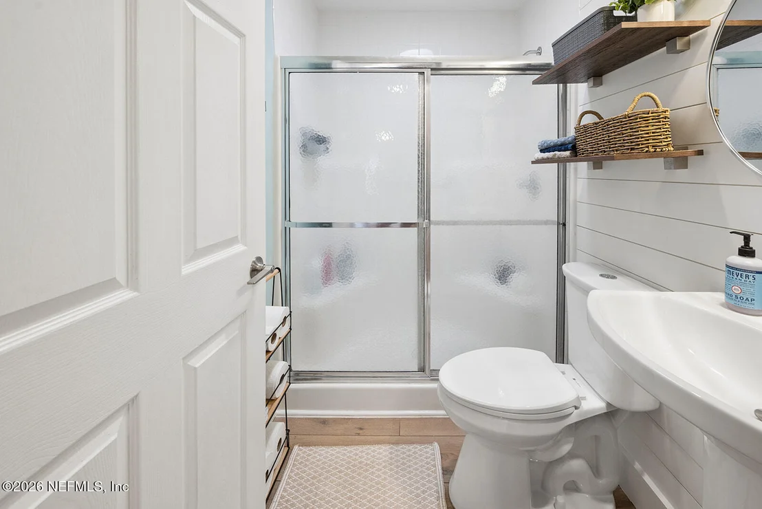 Photo of 424 JEFFERSON Avenue