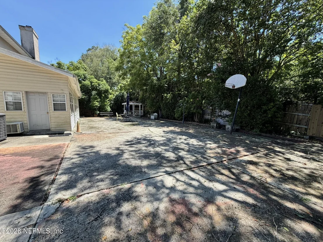 Photo of 3816 HEATH Road
