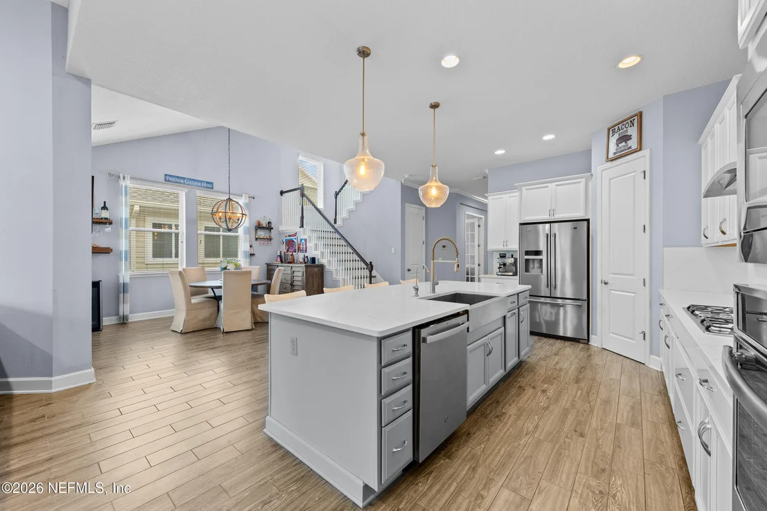 Photo of 41 PALISADE Drive