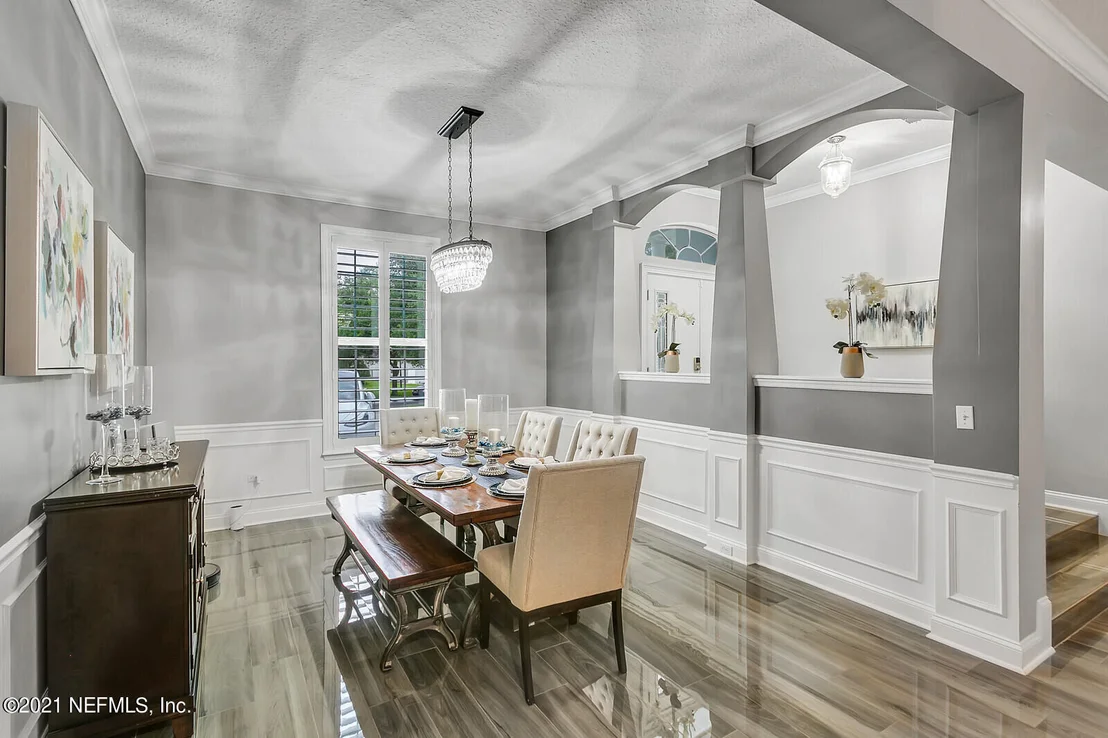 Photo of 724 EAGLE POINT Drive