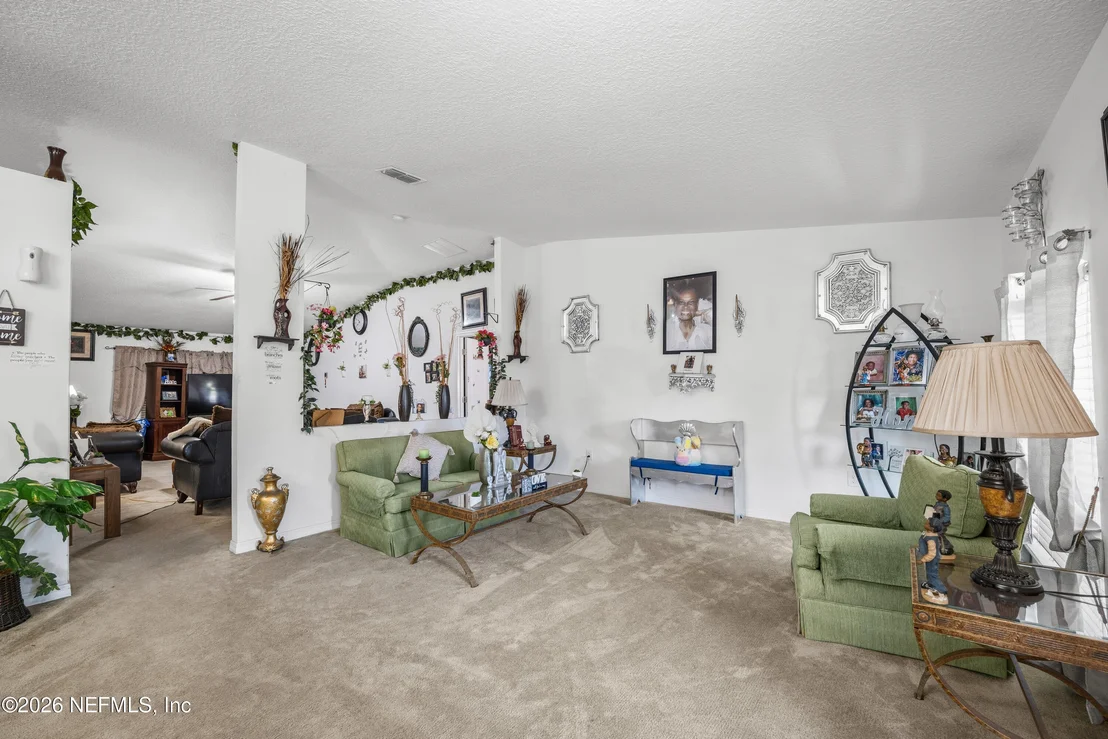 Photo of 97106 YORKSHIRE Drive