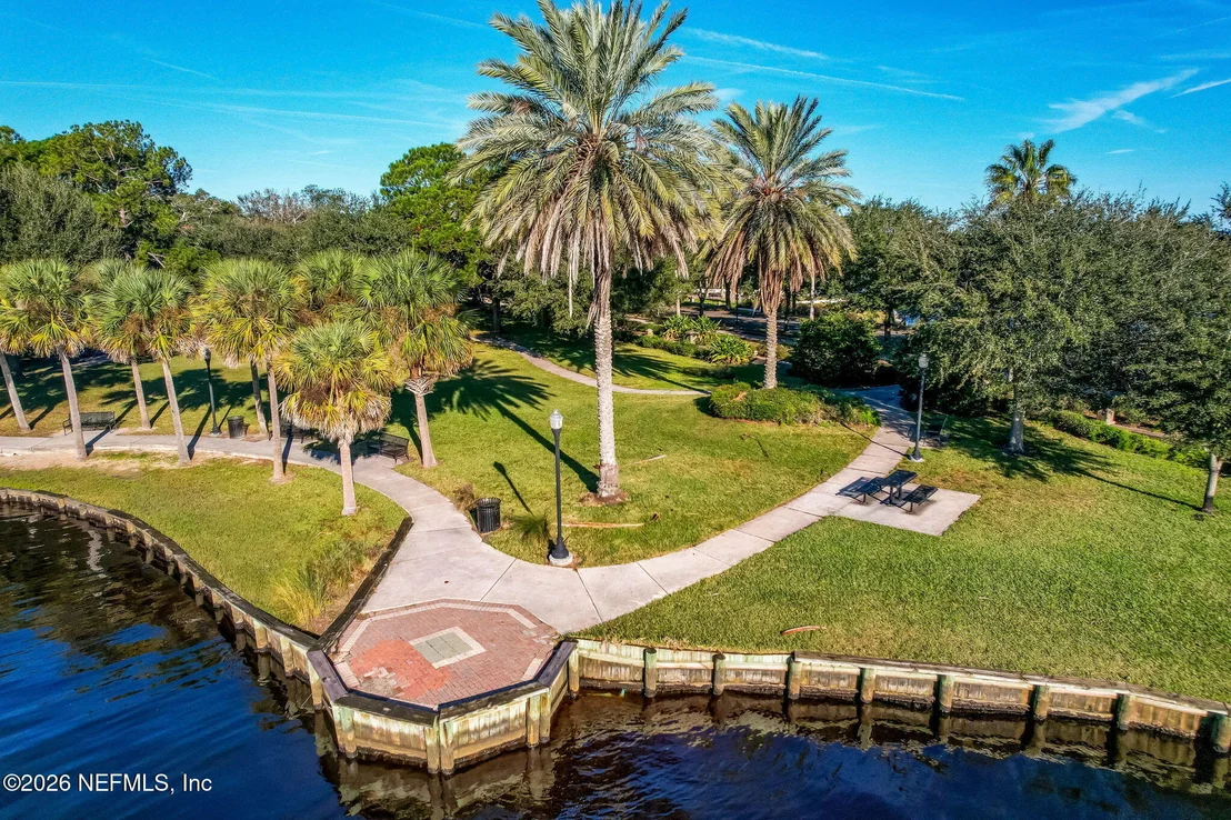 Photo of 1728 MAYVIEW Road