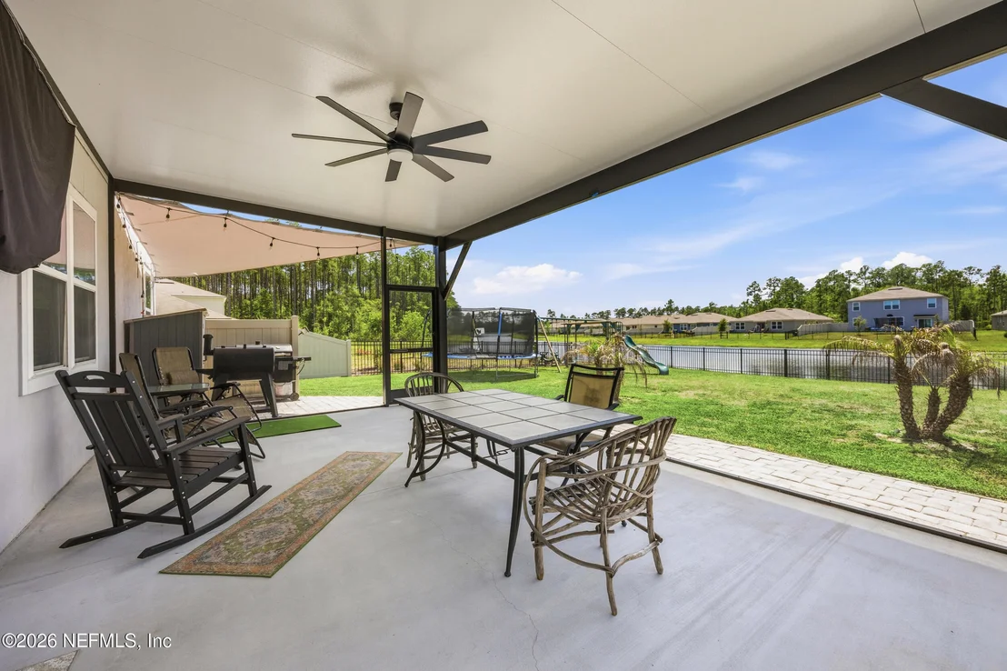 Photo of 70168 ROSEAPPLE Court