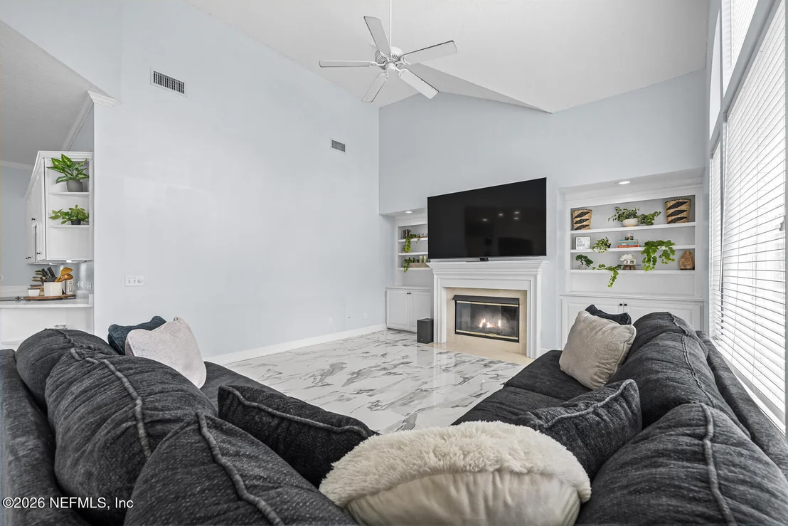 Photo of 12548 HIGHVIEW Drive