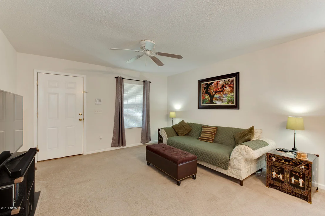 Photo of 10328 BRADLEY Road