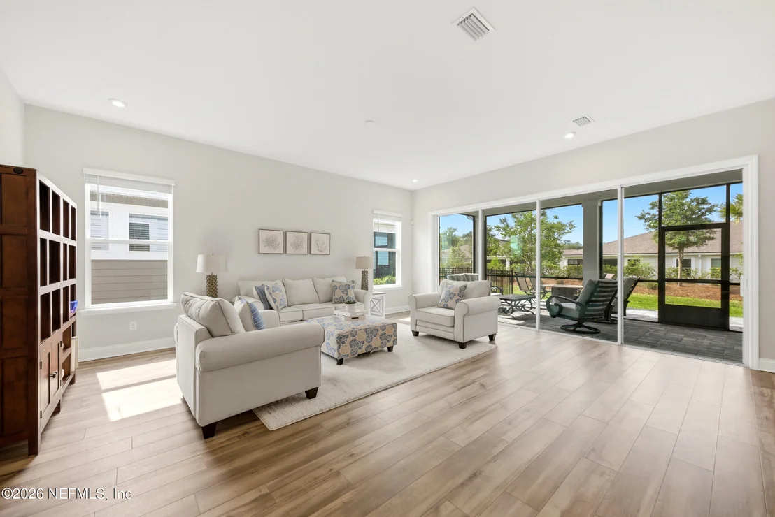 Photo of 351 LADYSLIPPER Drive