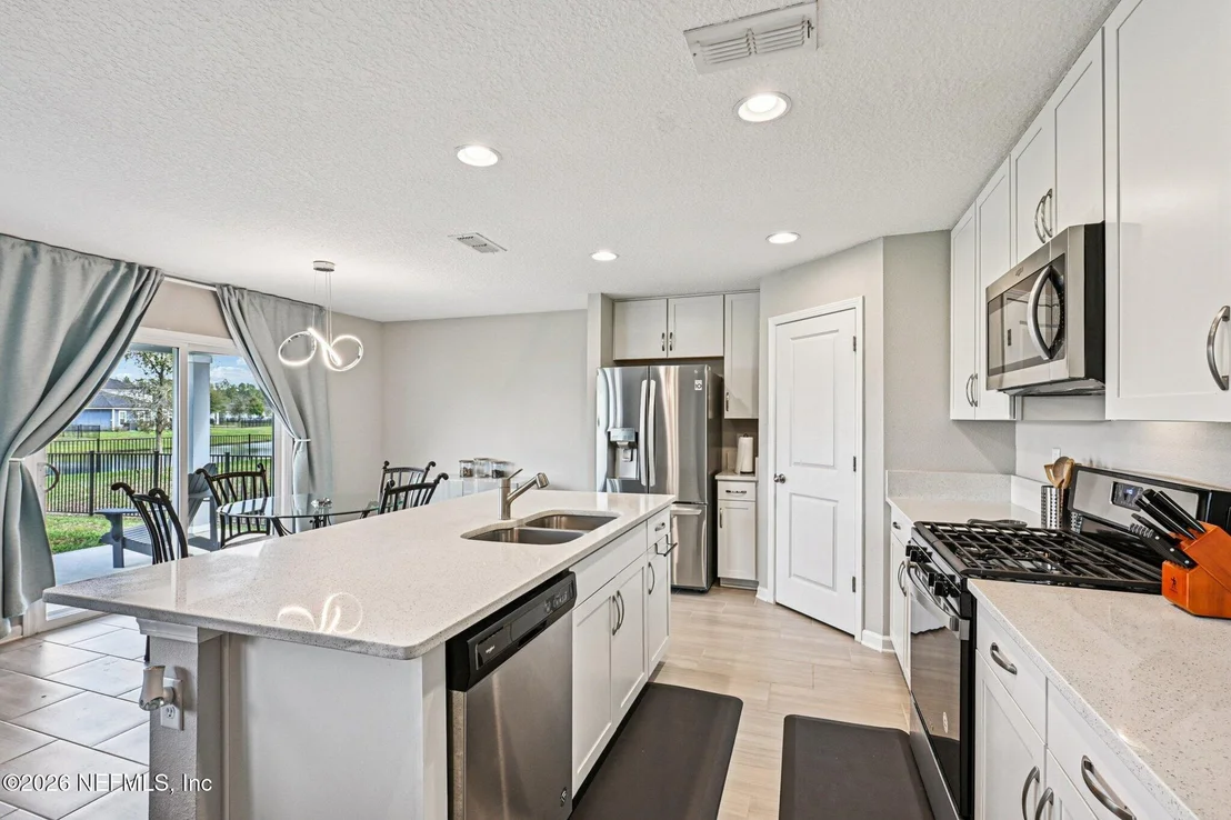 Photo of 706 MEADOW RIDGE Drive