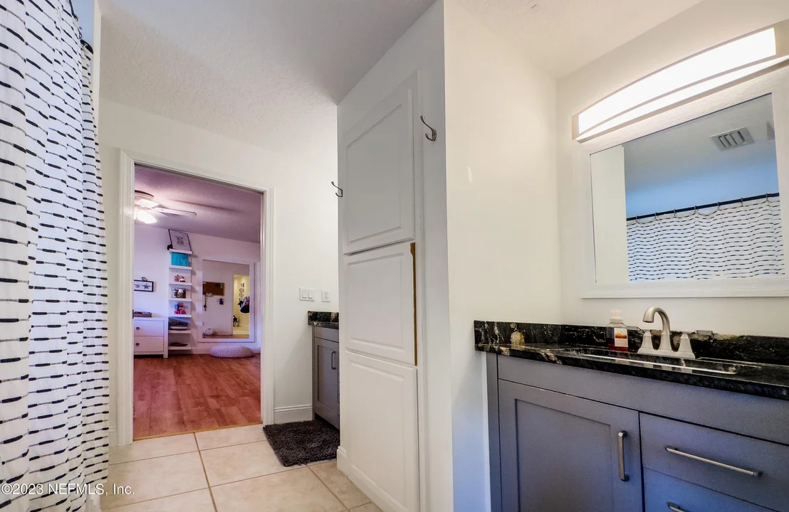 Photo of 5129 GRACEWOOD Lane