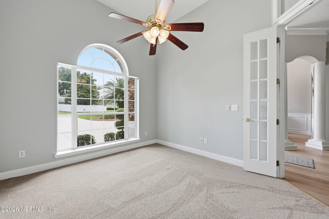 Photo of 1252 N BURGANDY Trail