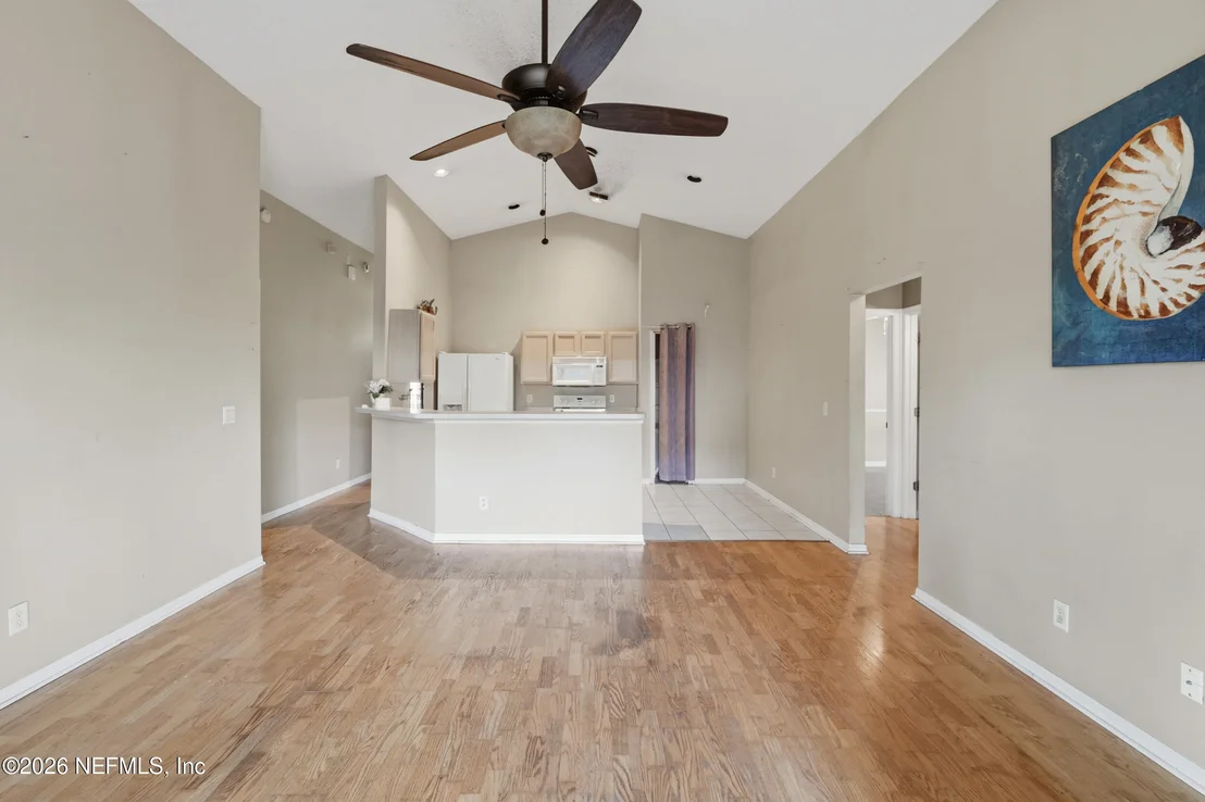 Photo of 917 BUTTERCUP Drive