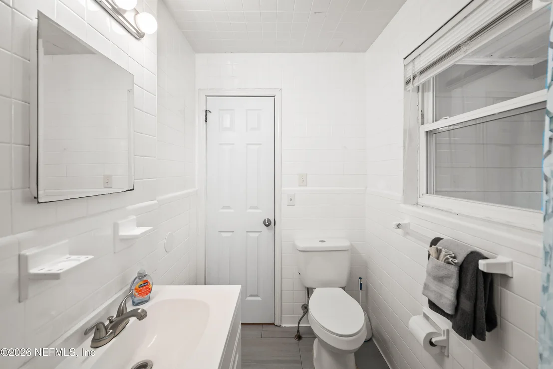 Photo of 4820 AVENT Drive